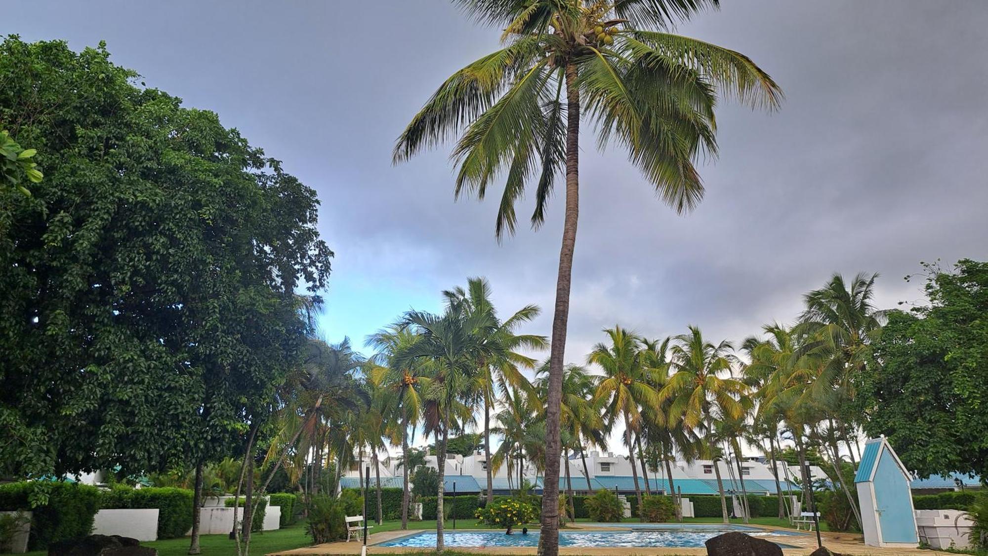 Peaceful And Private Villa Grand Baie Exterior foto